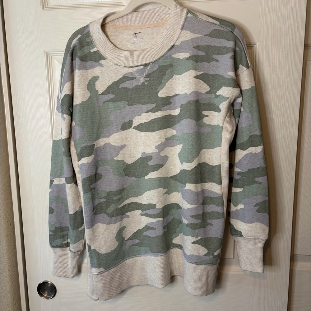 Women’s Aerie Oatmeal & Olive Camo L/S Side Slit Cotton Blend Sweatshirt XS